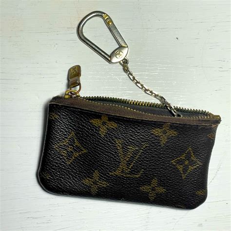 serienummer louis vuitton|authentic Louis Vuitton key chains.